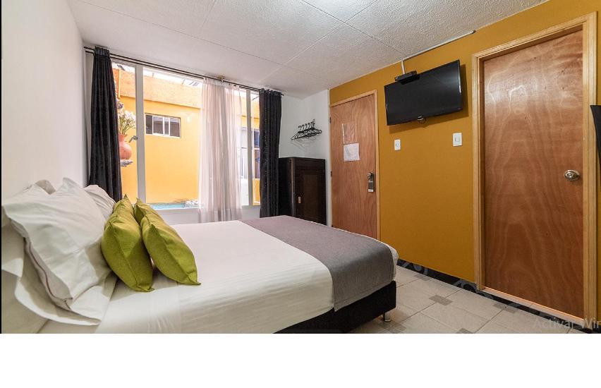 Hotel Casa Normandia Богота Екстериор снимка