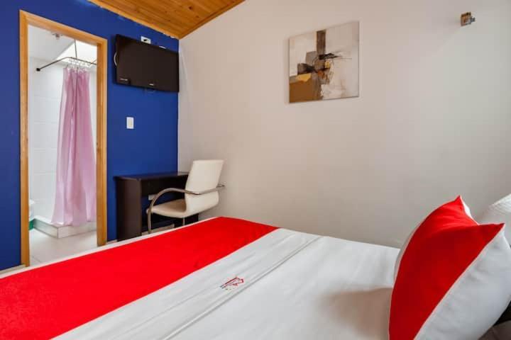 Hotel Casa Normandia Богота Екстериор снимка