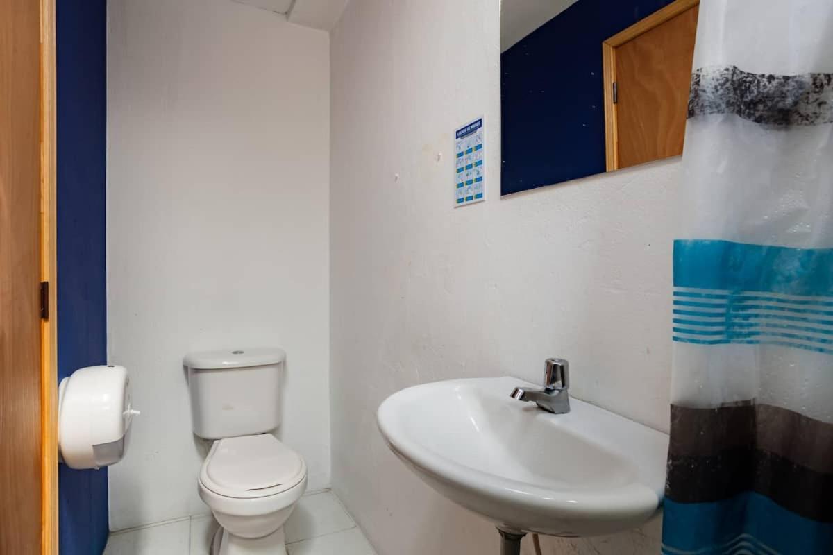 Hotel Casa Normandia Богота Екстериор снимка