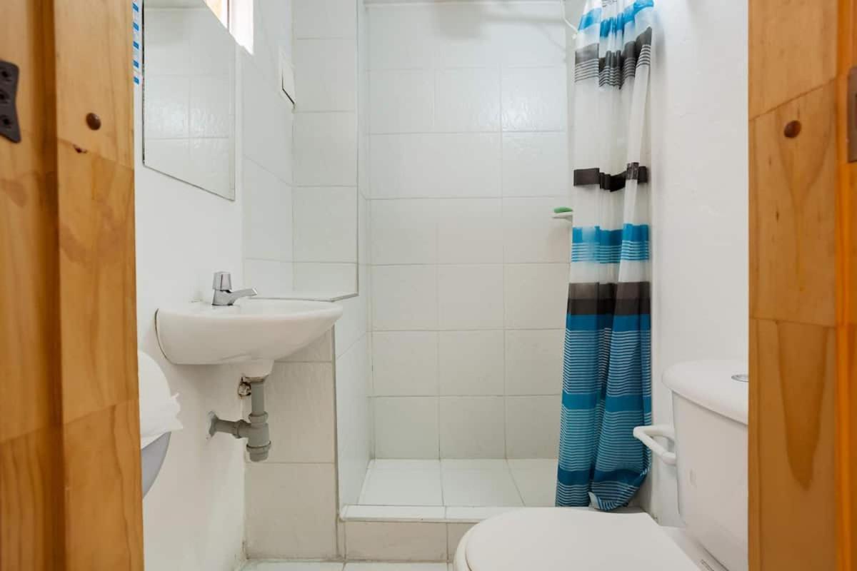 Hotel Casa Normandia Богота Екстериор снимка