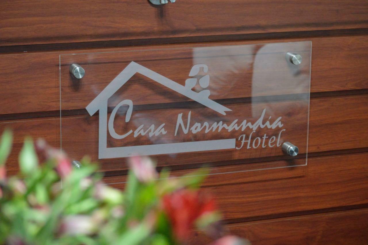 Hotel Casa Normandia Богота Екстериор снимка
