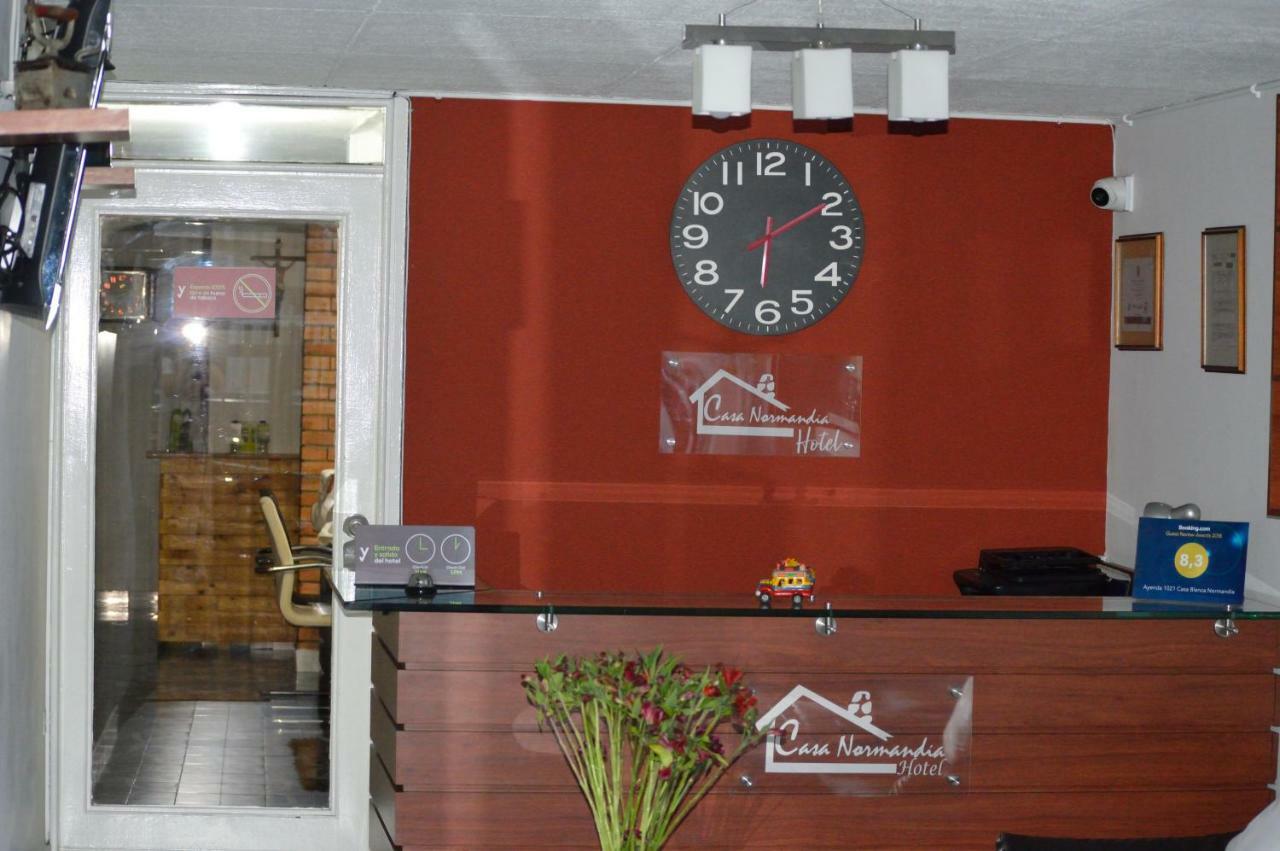 Hotel Casa Normandia Богота Екстериор снимка