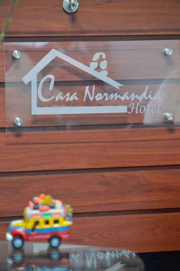 Hotel Casa Normandia Богота Екстериор снимка